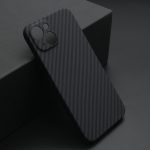 Futrola CARBON STRIPES za iPhone 13 (6.1) crna